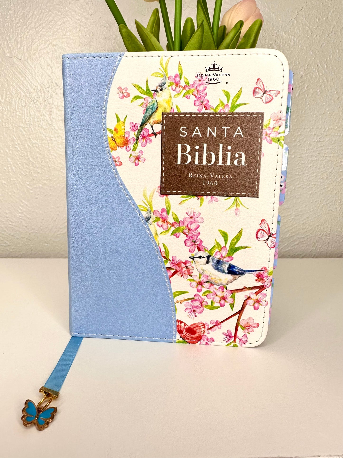 Biblia de Bolsillo RV1960 imit piel con canto floral celeste